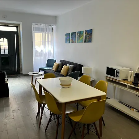 Apartment Suites Setubal Central *